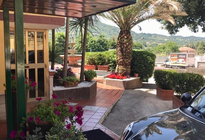 בית מלון כפרי Cristal