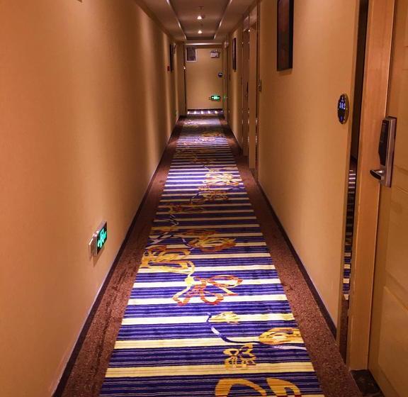 Fotos del hotel Fangjie:  4