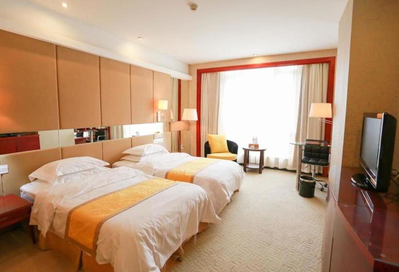 בית מלון כפרי Harbour Plaza