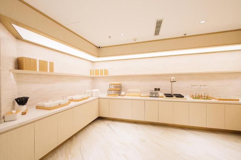 Hotel Hanting Express Dalian Qingniwa Bridge