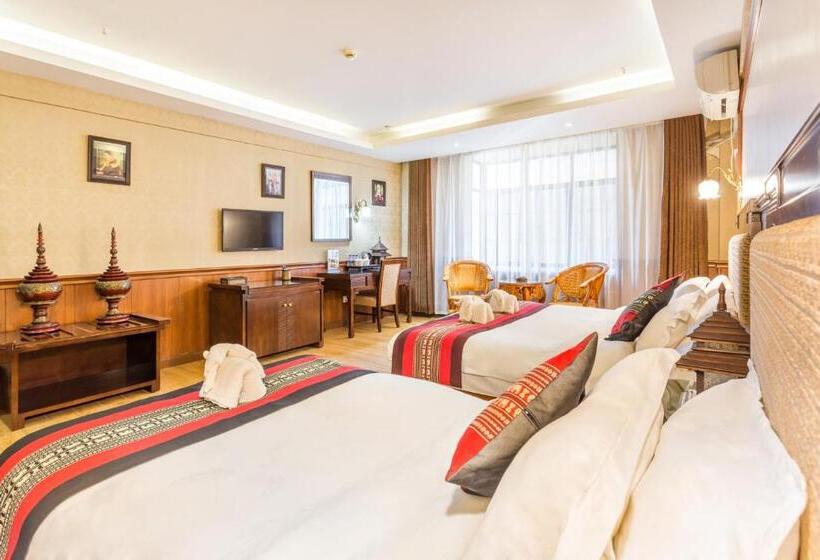 בית מלון כפרי @siam