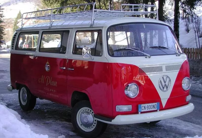 Hotelli Al Plan, A Mountain Moving