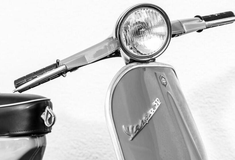 Отель Al Plan, A Mountain Moving