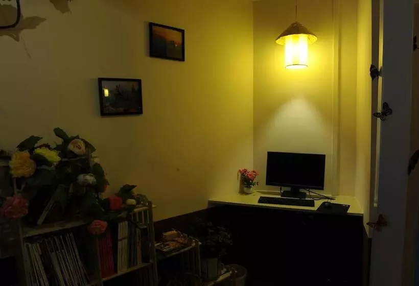 Changsha Zhongtian Hibiscus Land International Hostel
