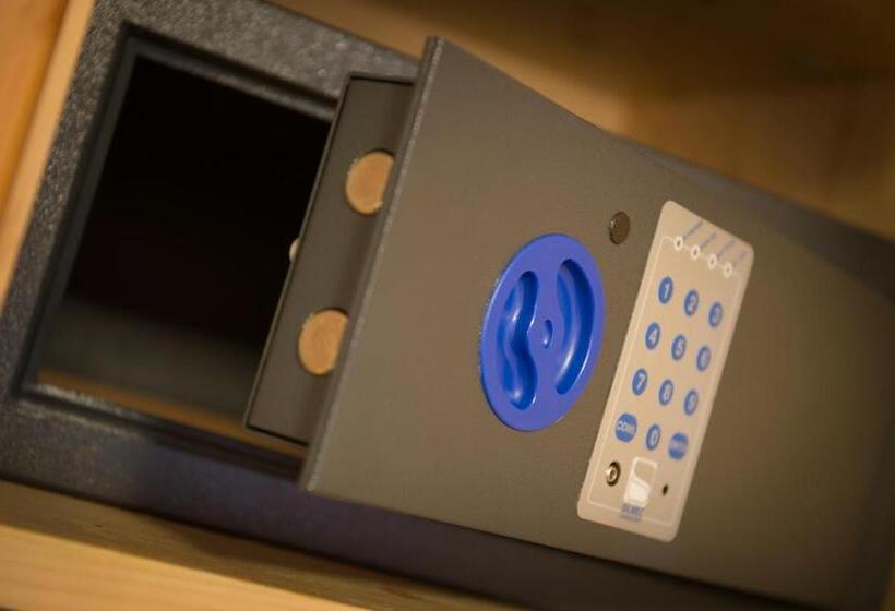 Отель Cristallo