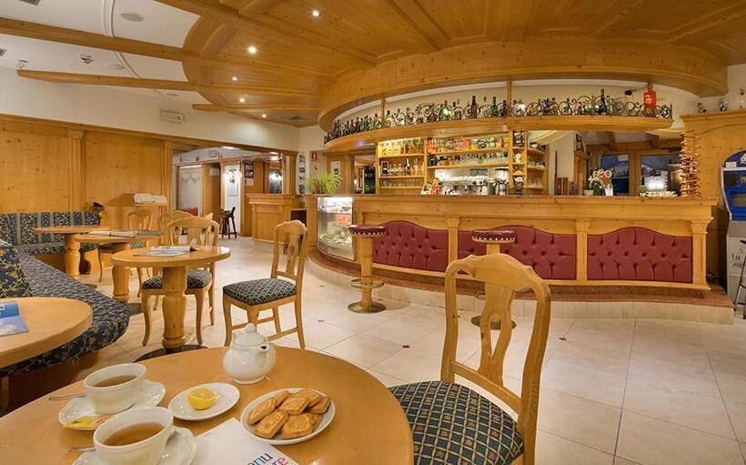 Отель Cristallo