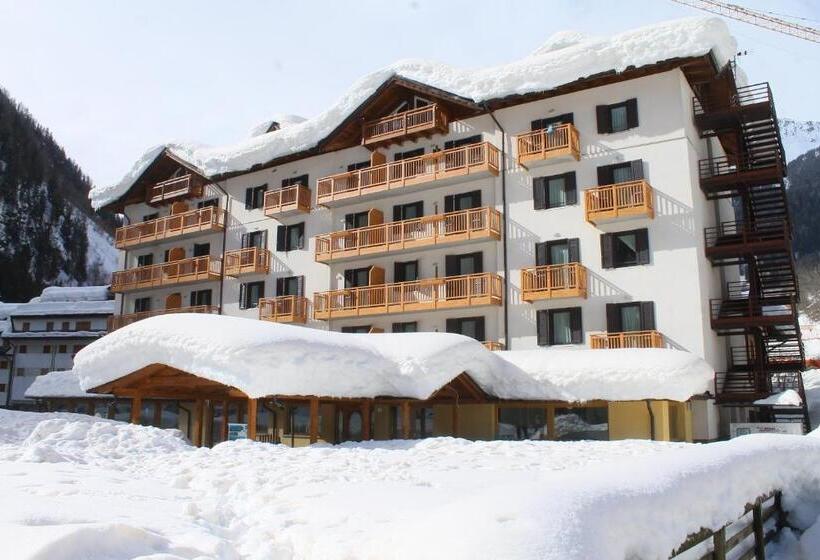 Отель Cristallo