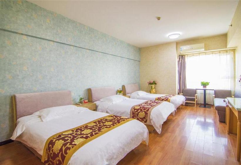 בית מלון כפרי Golden Tree Business