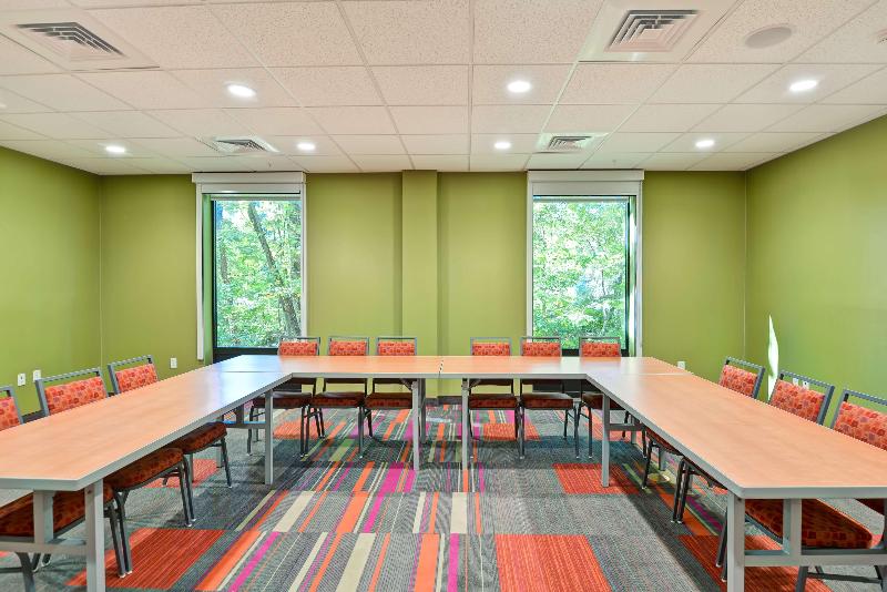 Отель Home2 Suites By Hilton Stafford Quantico