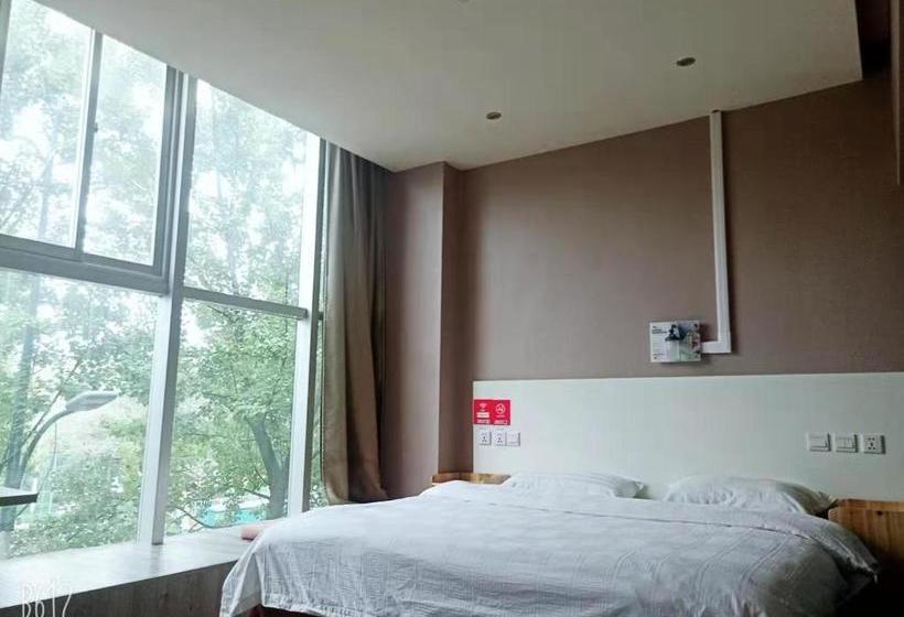 בית מלון כפרי Honey Bee Hub