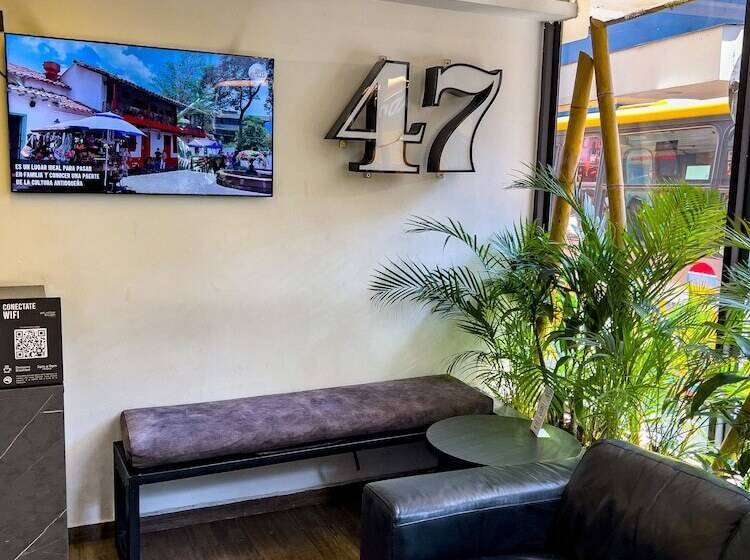בית מלון כפרי 47 Medellin Center