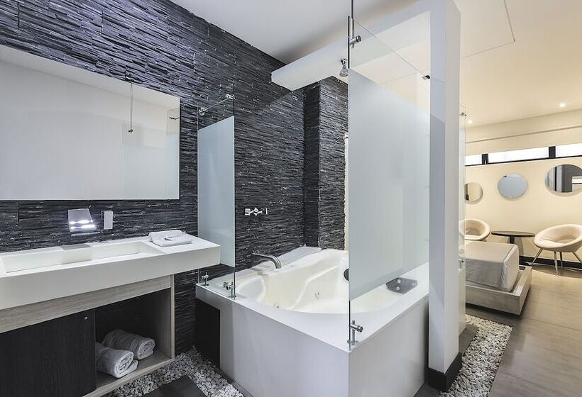 בית מלון כפרי 47 Medellin Center