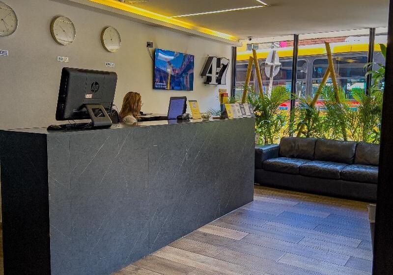 בית מלון כפרי 47 Medellin Center