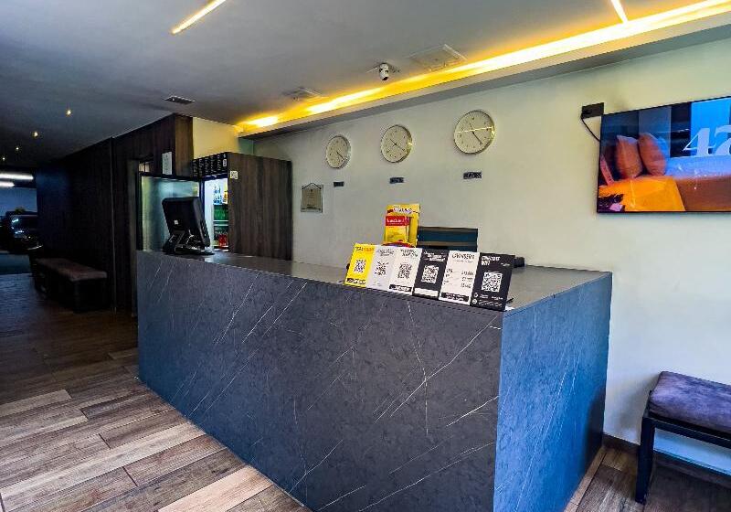 בית מלון כפרי 47 Medellin Center