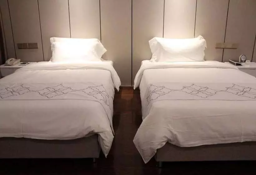 Hotelli Days Inn Business Place Goldwin Yantai