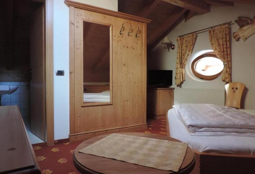 בית מלון כפרי Flora