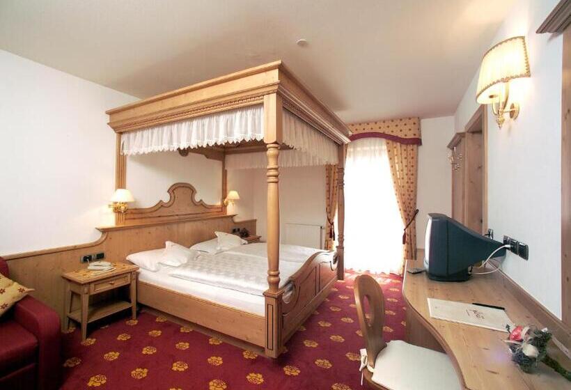 בית מלון כפרי Flora