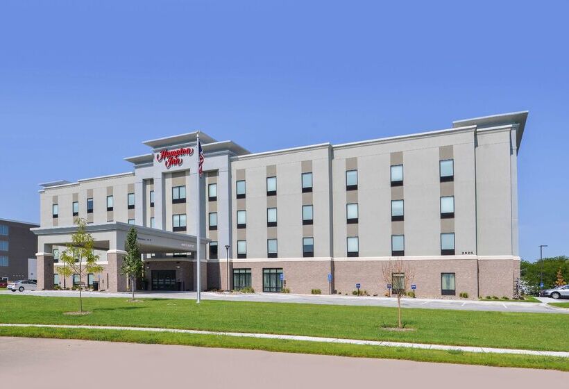 ホテル Hampton Inn Omaha Airport