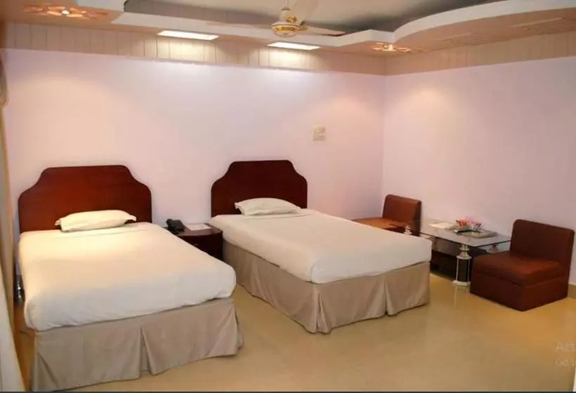 هتل Naba Inn
