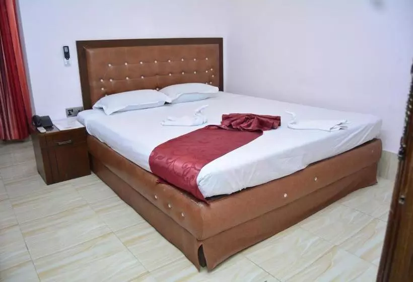 هتل Naba Inn