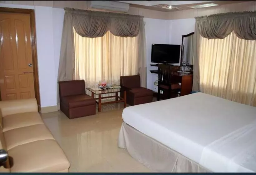 هتل Naba Inn