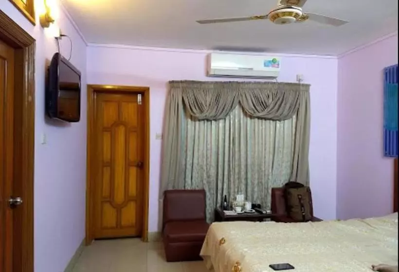 هتل Naba Inn