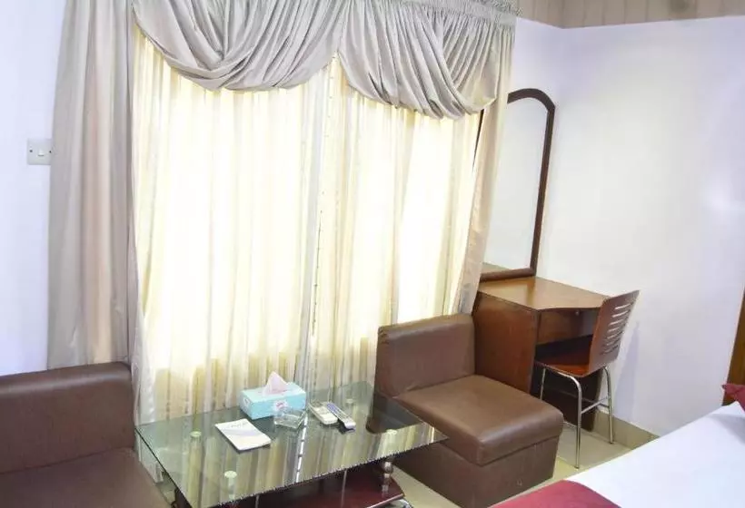 هتل Naba Inn