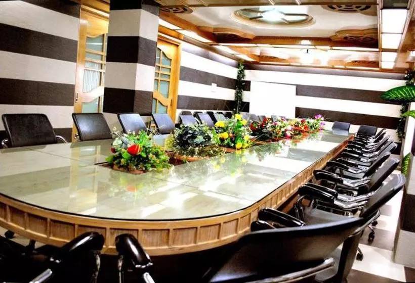 هتل Naba Inn