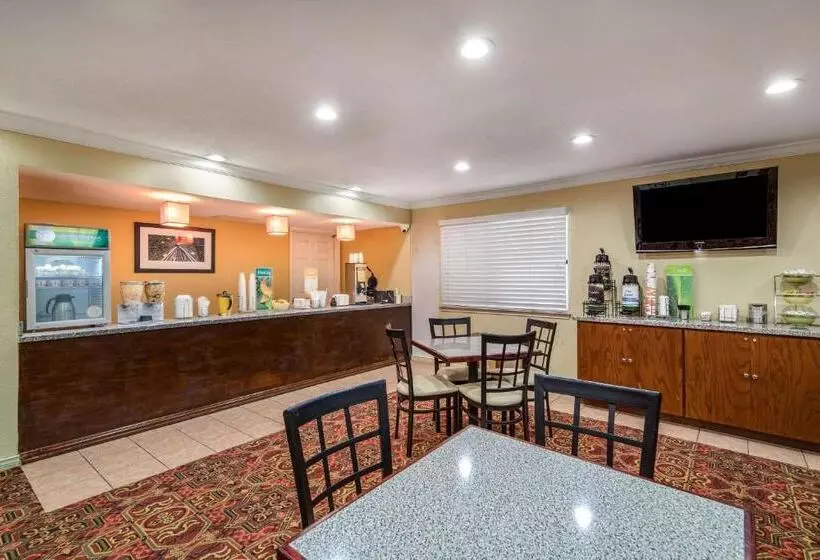 Hotelli Quality Inn & Suites Garland East Dallas
