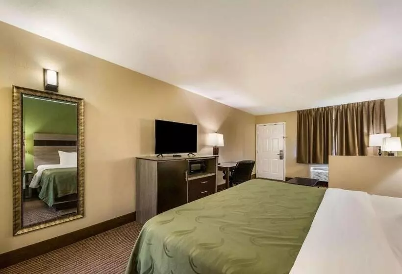 Hotelli Quality Inn & Suites Garland East Dallas
