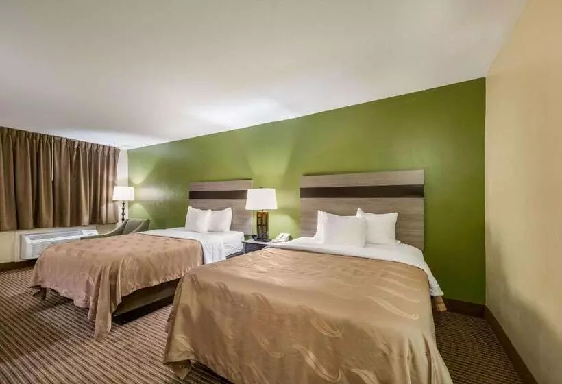 Hotelli Quality Inn & Suites Garland East Dallas