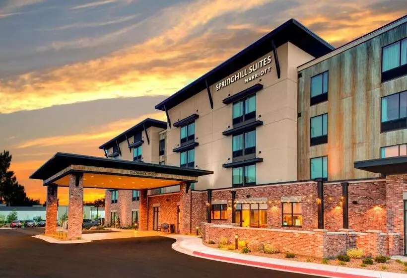 ホテル Springhill Suites By Marriott Bozeman