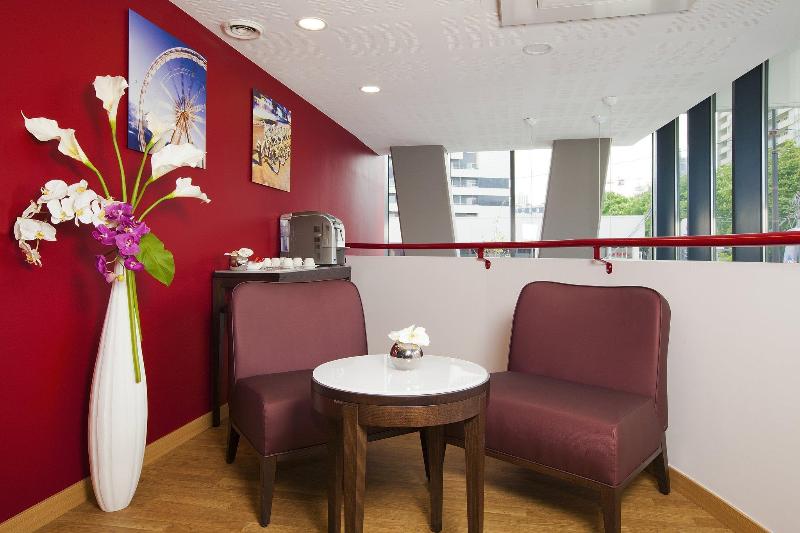 Residhome Paris Rosa Parks