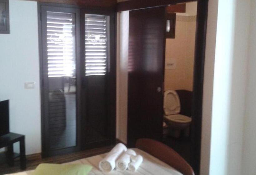 مبيت وإفطار Antica Vittoria