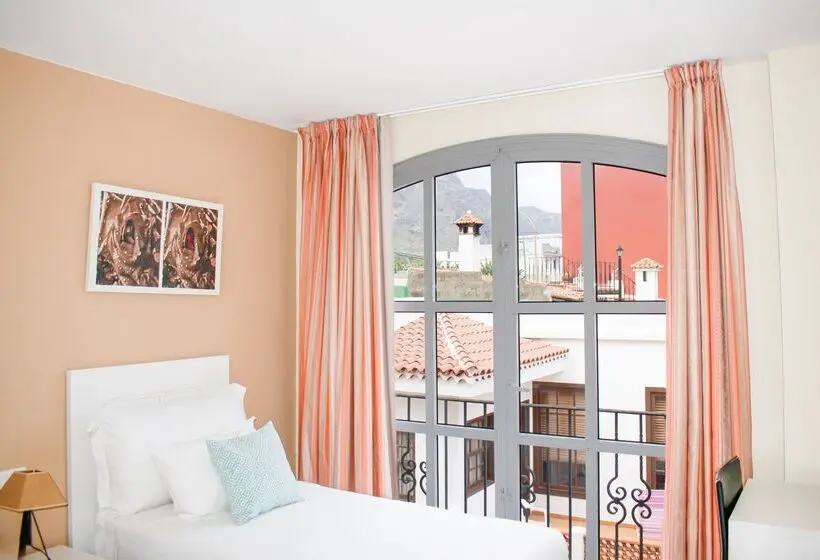 Coral Los Silos Your Natural Accommodation Choice