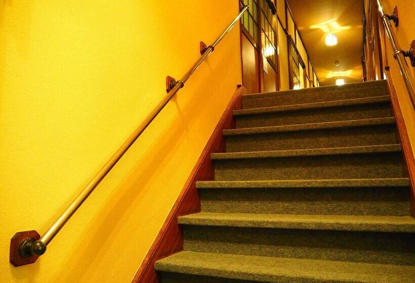 여관 Kusatsu Onsen Eidaya