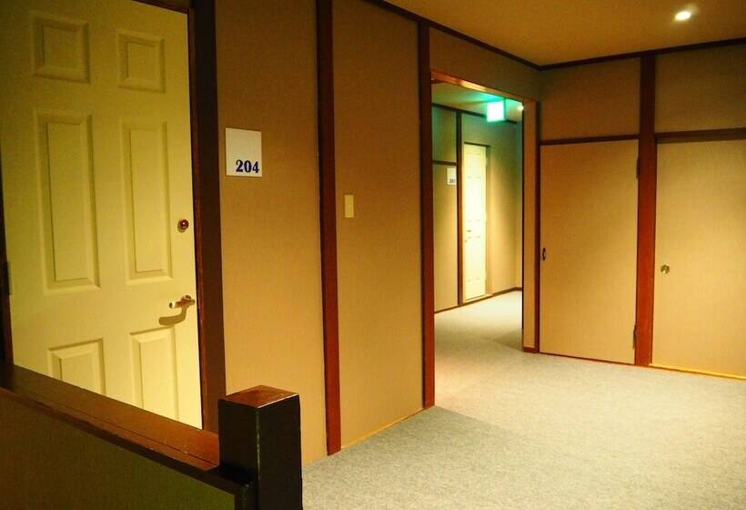 여관 Kusatsu Onsen Eidaya