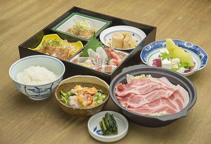 여관 Kusatsu Onsen Eidaya