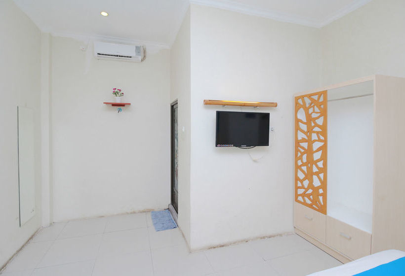 Hotelli Airy Panakkukang Bougenville 26 Makassar