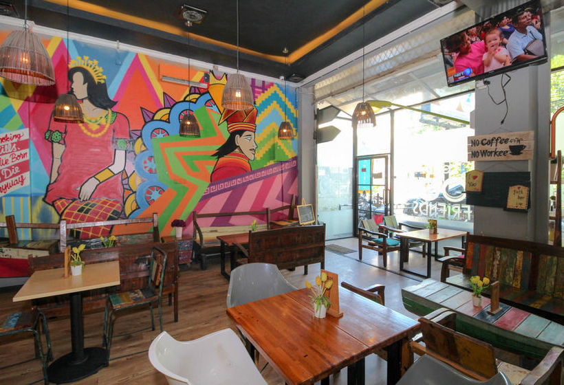 Hotelli Airy Panakkukang Bougenville 26 Makassar