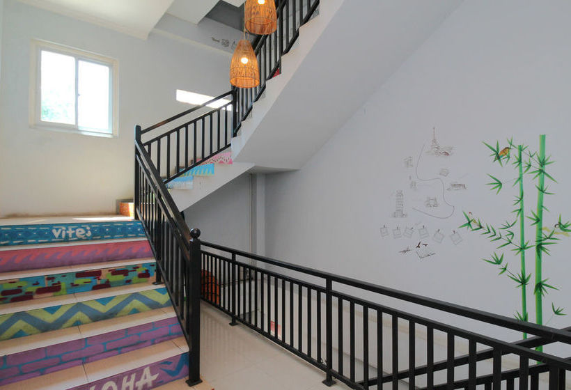 Hotelli Airy Panakkukang Bougenville 26 Makassar