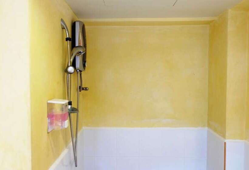 ホテル Au Bon Hostel