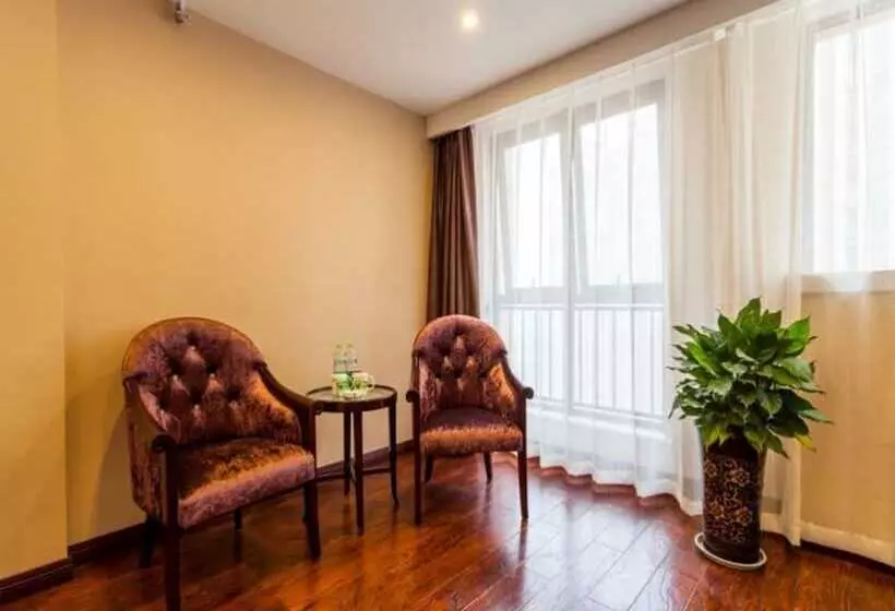 Hotelli Greentree Inn Chengdu Hightech Development West Zone Shidai Tian Street Express