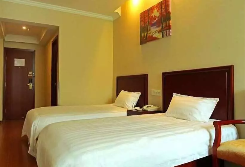 Hotelli Greentree Inn Chengdu Hightech Development West Zone Shidai Tian Street Express
