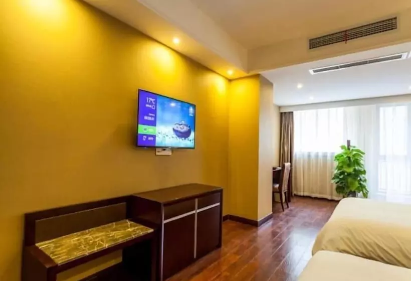 Hotelli Greentree Inn Chengdu Hightech Development West Zone Shidai Tian Street Express