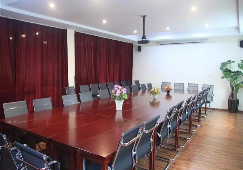 Hotelli Greentree Inn Fuyang North Road