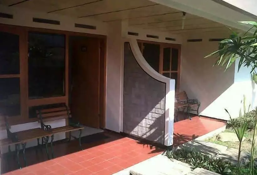 Hotel Nirwana Batu