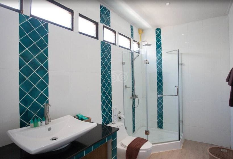 בית מלון כפרי Phi Phi Long Beach Bungalow