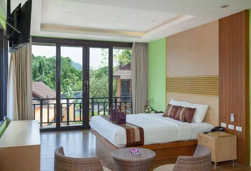 Hotel Phi Phi Long Beach Bungalow