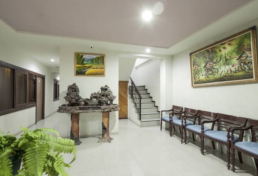 Hotel Reddoorz @ Panglima Sudirman